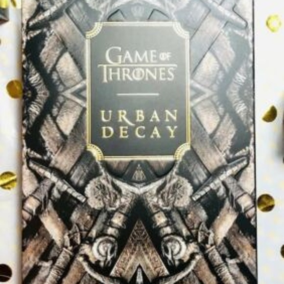 UD Vault Limited Edition GOT Eye Shadow Palette - Picture 1 of 8
